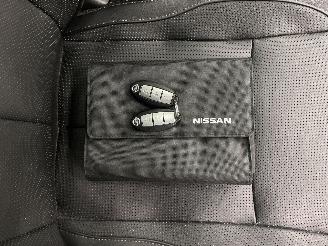 Nissan Qashqai 1.6i Tekna Panoramadak Navi Clima picture 14