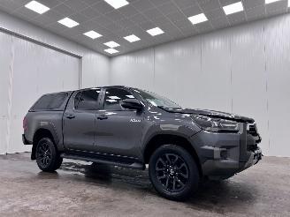 krockskadad bil bedrijf Toyota Hilux 2.8 D-4D Autom. 4WD DC Adventure Navi Clima 2024/6