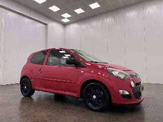 krockskadad bil auto Renault Twingo 1.2 16V Collection Airco 2012/6