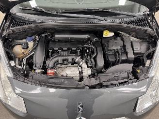 Citroën DS3 1.6 THP Sport Chic Cabrio Clima picture 15