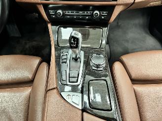 BMW 5-serie 520d Autom. High Executive Navi Clima picture 15