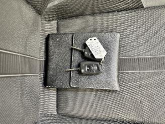 Volkswagen Polo 1.0 TSI 5-drs Navi Clima picture 13