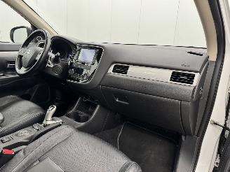 Mitsubishi Outlander 2.0 PHEV 4WD Limited Edition X-Line Navi Clima picture 13