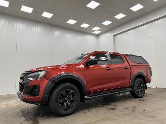 Isuzu D-Max 1.9d Autom. DC 4WD V-Cross Clima picture 4