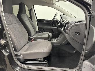 Volkswagen Up! 1.0 Move Up 5-drs Airco picture 9