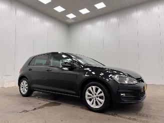 Unfallwagen Volkswagen Golf 1.2 TSI 5-drs Navi Clima 2016/2