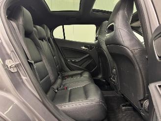 Mercedes GLA 250 Prestige AMG-Line Autom. Navi Clima picture 13