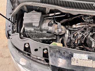 Volkswagen Transporter 2.0 TDI L2 DC Airco Navi picture 17