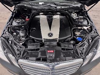 Mercedes E-klasse 300 CDI Autom Navi Clima picture 13