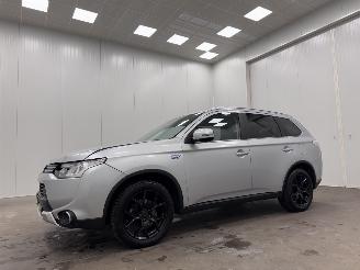 Mitsubishi Outlander 2.0 PHEV 4WD Edition X-Line Navi Clima picture 4