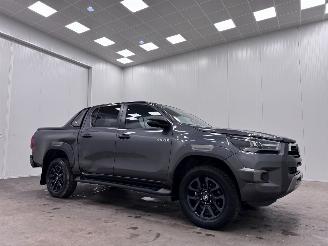 damaged commercial vehicles Toyota Hilux 2.8 D-4D Autom. 4WD DC Navi Clima 2024/5