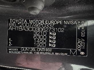 Toyota Hilux 2.8 D-4D Autom. 4WD DC Navi Clima picture 16