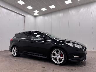 skadebil auto Ford Focus Wagon 1.5 Titanium Edition Navi Clima 2015/1