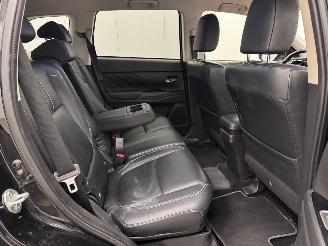 Mitsubishi Outlander 2.0 PHEV 4WD Instyle Navi Clima picture 10