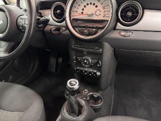 Mini One Clubman 1.6 One Business Line Airco picture 10