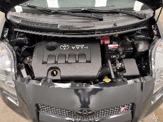 Toyota Yaris 1.8 VVTi TS Sport 5-drs Airco picture 14