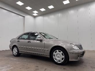 skadebil auto Mercedes C-klasse 180 Kompressor Navi Clima 2006/3