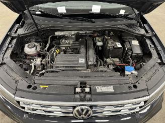 Volkswagen Tiguan 1.4 TSI DSG R-Line 4Motion Panoramadak Navi Clima picture 16