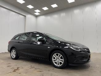 krockskadad bil auto Opel Astra Sport Tourer 1.0 Edition Navi Clima 2018/8