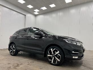 skadebil auto Nissan Qashqai 1.3 DIG-Tekna Panoramadak Navi Clima 2019/3