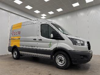 krockskadad bil bedrijf Ford Transit 35 2.0 TDCI L2H2 Airco 2019/2