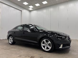 skadebil auto Audi A3 Limousine 1.0 TFSI Sport  Edition Navi Clima 2018/4