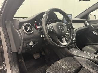 Mercedes Cla-klasse 180 Autom. Edition Navi Clima picture 7