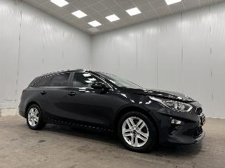 uszkodzony samochody osobowe Kia Ceed Sportswagon 1.6 CRDi DynamicPlusLine Navi Clima 2020/6