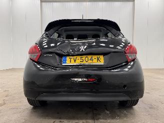 Peugeot 208 1.2 PureTech Signature 5-drs Navi Airco picture 6