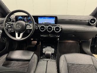 Mercedes Cla-klasse Shooting Brake 200d Autom. Navi Clima picture 11