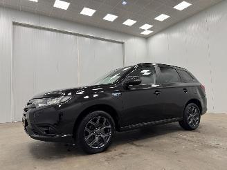 Mitsubishi Outlander 2.0 PHEV Instyle 4WD Navi Clima picture 4