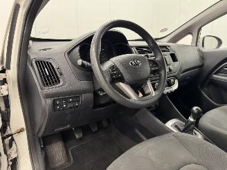 Kia Rio 1.2 CVVT Plus Pack 5-drs Airco picture 7