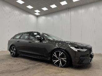 krockskadad bil auto Volvo V-90 2.0 B4 Autom. R-Design M-Hybrid Navi Clima 2021/3