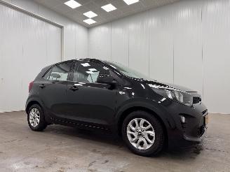 skadebil auto Kia Picanto 1.0 CVVT Comfort PlusLine Navigator Airco 2018/2
