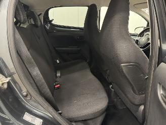 Peugeot 108 1.0 e-VTi Active 5-drs Airco picture 9