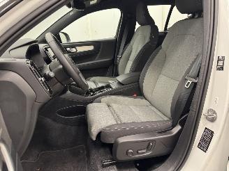 Volvo XC40 2.0 B4 Autom. Plus Dark Navi Clima picture 8
