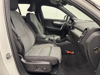 Volvo XC40 2.0 B4 Autom. Plus Dark Navi Clima picture 9