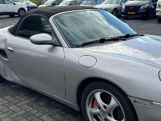krockskadad bil auto Porsche Boxster Boxster S  (986) Cabrio 3.2 S 24V (M96.21) [185kW] 2000/2