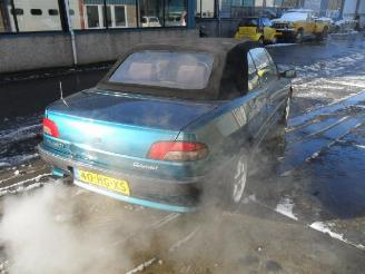 Peugeot 306 1.8 cabriolet picture 3