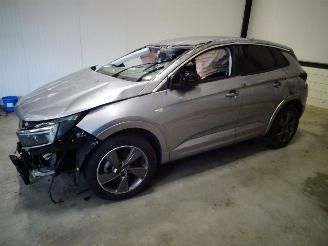 Coche siniestrado Opel Grandland 1.2 TURBO 2023/12