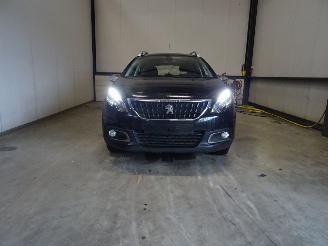 Coche siniestrado Peugeot 2008 1.2 VTI 2018/2
