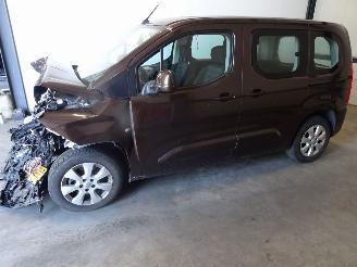 Coche siniestrado Opel Combo 1.5 HDI 2019/7