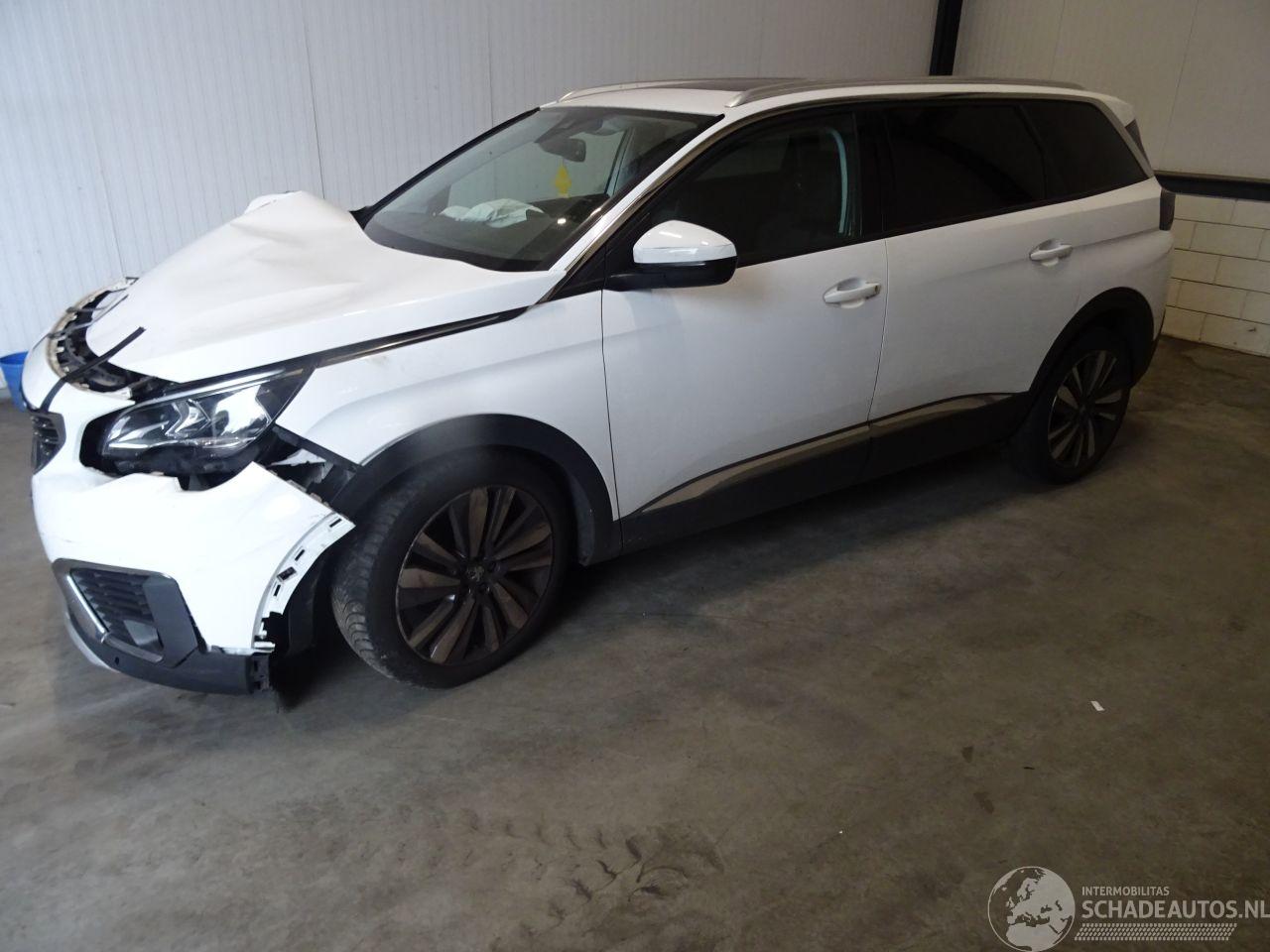 Peugeot 5008 1.2 THP