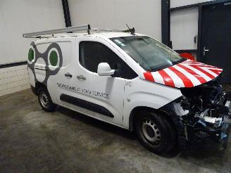 Autoverwertung Opel Combo 1.5 HDI 2021/6