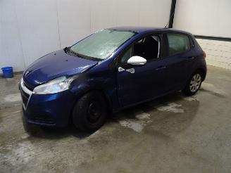 Peugeot 208 1.2 VTI picture 3