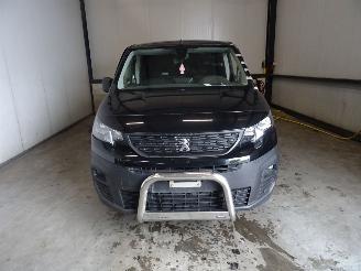 Sloopauto Peugeot Partner 1.5 HDI 2022/1