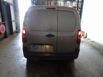 Opel Combo 1.5 HDI picture 2