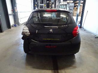 Peugeot 208 1.4 VTI picture 4