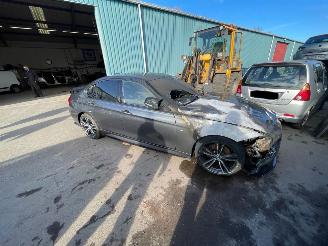 BMW 3-serie F30 330E M pakkage hybride picture 2