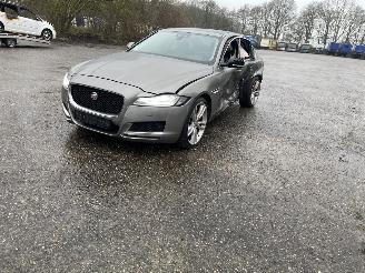 Sloopauto Jaguar XF 3.0d portfolio 2018/1